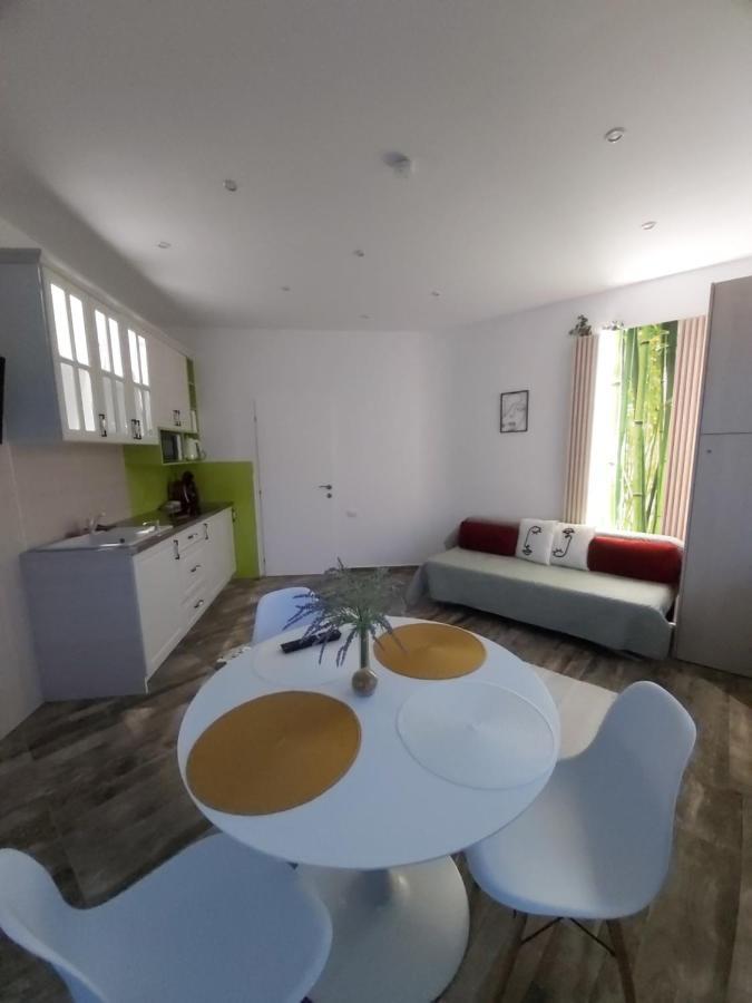 Апартаменты Accent House Дева Экстерьер фото